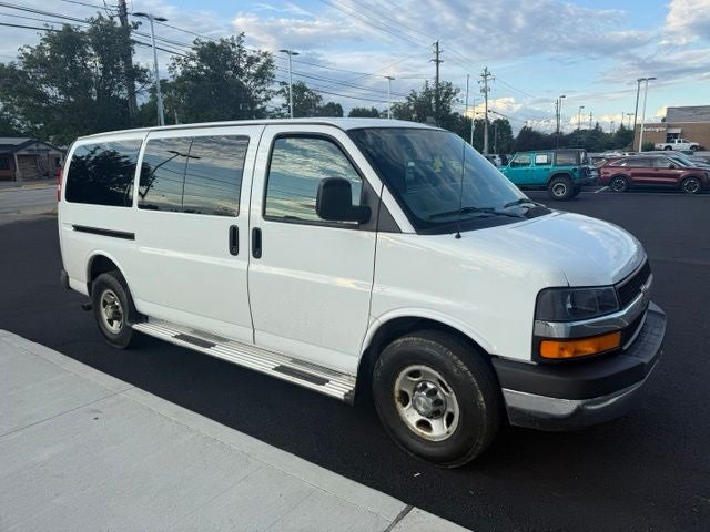 2016 Chevrolet Express 3500 LT Passenger