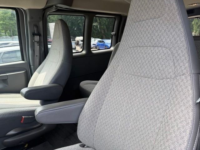 2016 Chevrolet Express 3500 LT Passenger