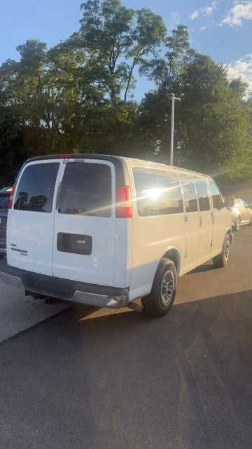 2010 Chevrolet Express 1500 LT Passenger