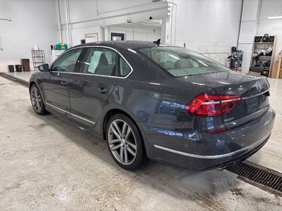 2017 Volkswagen Passat 1.8T R-Line R-LINE