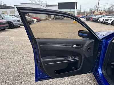 2020 Chrysler 300 Touring