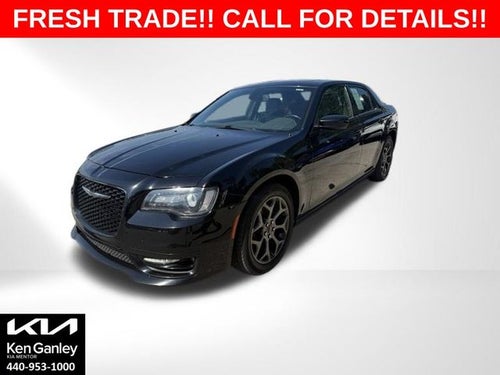 2018 Chrysler 300 S