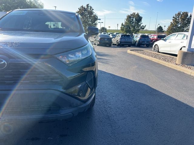 2022 Toyota RAV4 LE