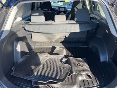 2022 Toyota RAV4 LE