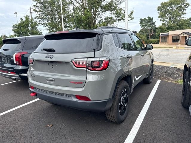 2023 Jeep Compass Trailhawk