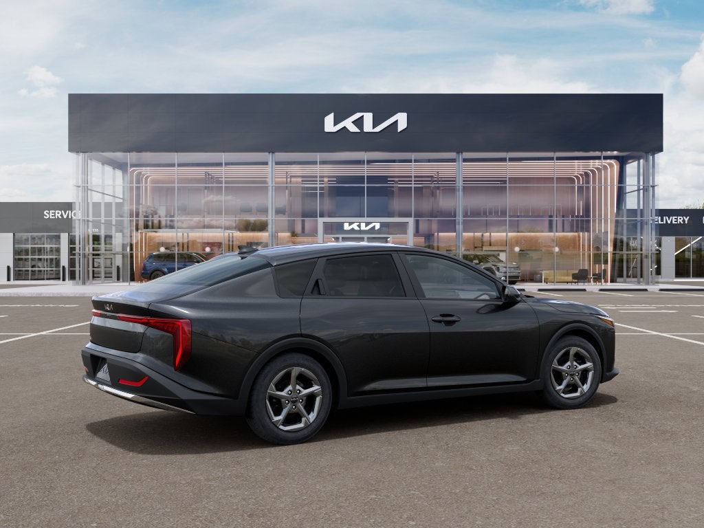 2027 Kia K4 LX