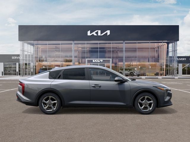 2026 Kia K4 Base