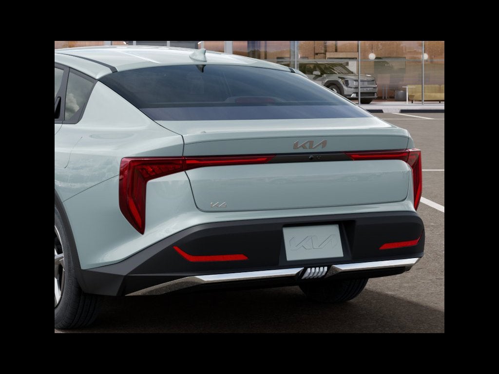 2027 Kia K4 LX