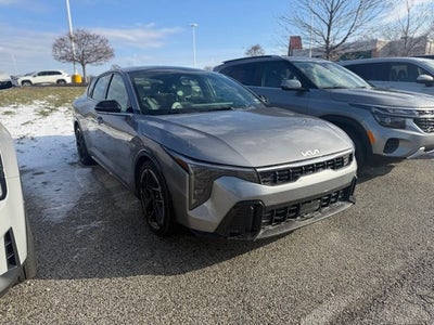 2025 Kia K4 GT-Line