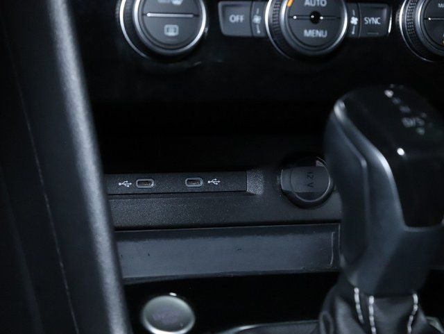 2022 Volkswagen Taos 1.5T SEL