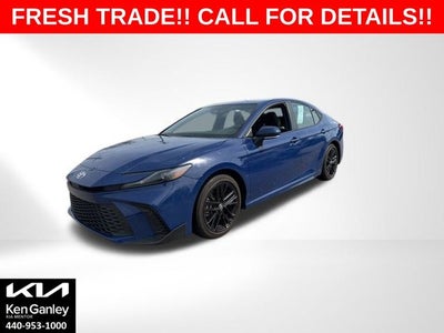 2025 Toyota Camry SE