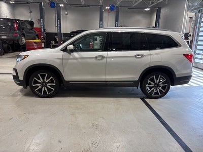2022 Honda Pilot Touring 7 Passenger