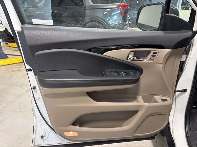 2022 Honda Pilot Touring 7 Passenger