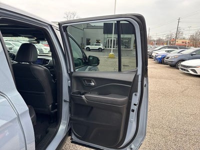 2022 Honda Ridgeline Black Edition