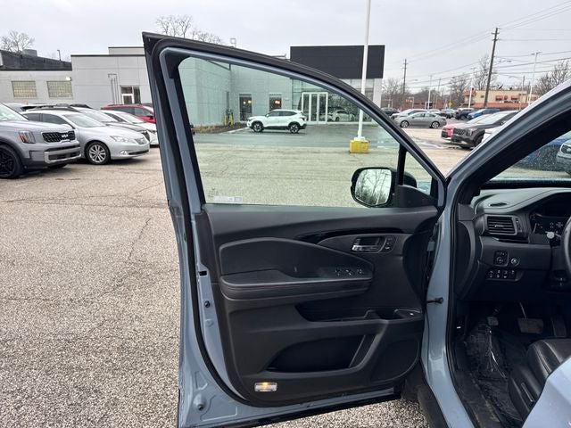 2022 Honda Ridgeline Black Edition