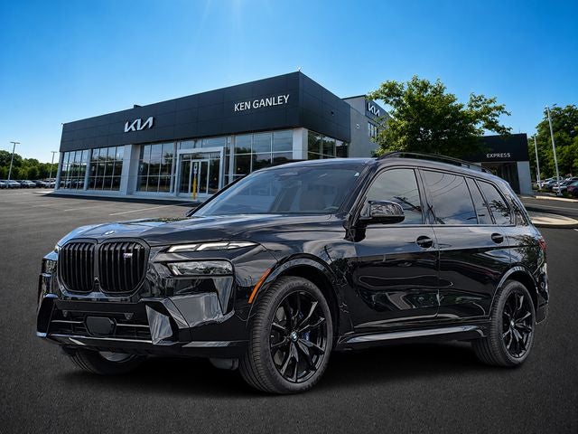 2025 BMW X7 M60i
