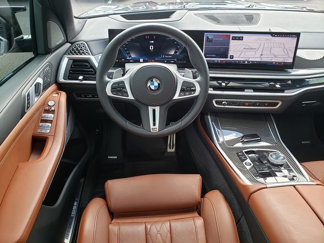 2025 BMW X7 M60i