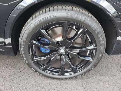2025 BMW X7 M60i