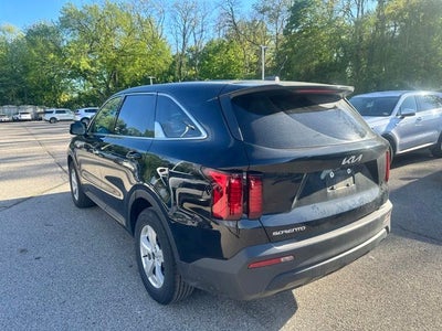2023 Kia Sorento LX