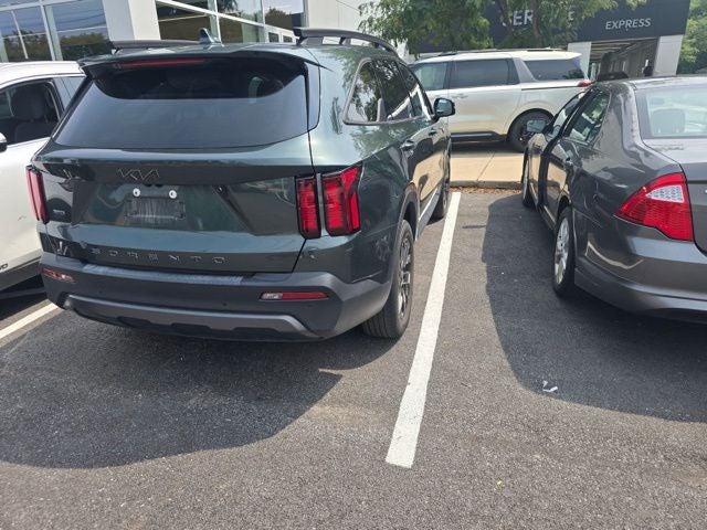 2022 Kia Sorento S