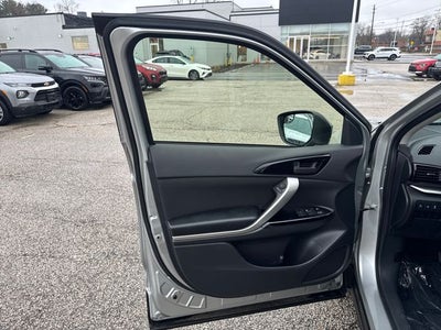 2024 Mitsubishi Eclipse Cross LE