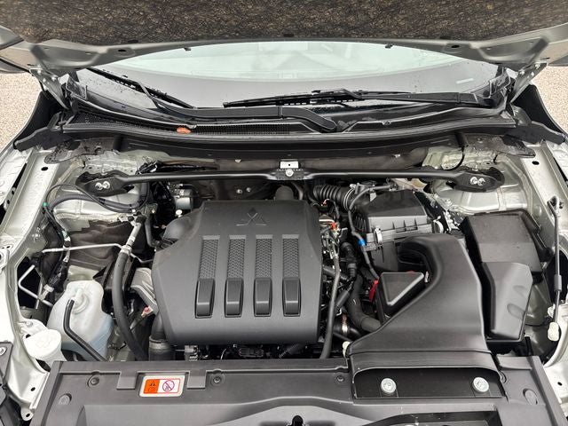 2024 Mitsubishi Eclipse Cross LE