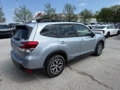2023 Subaru Forester Premium