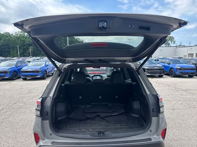 2025 Subaru Forester Limited - Photo 12