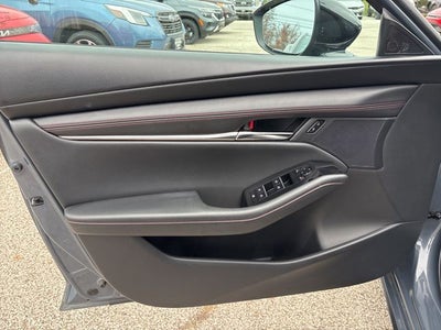 2024 Mazda Mazda3 2.5 S Carbon Edition