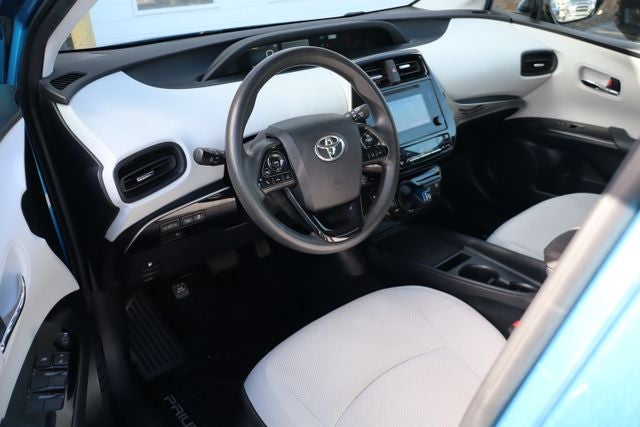 2019 Toyota Prius LE AWD-e