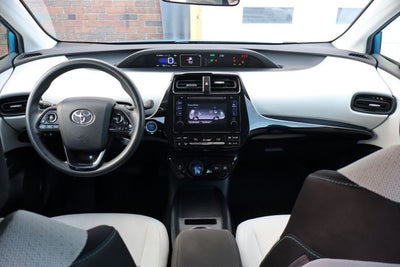 2019 Toyota Prius LE AWD-e