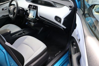 2019 Toyota Prius LE AWD-e