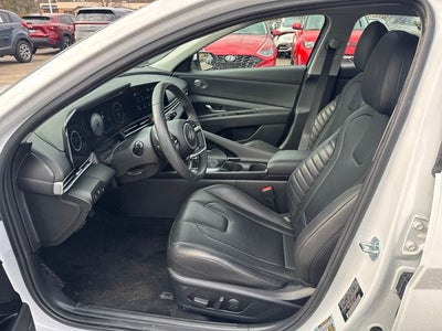 2025 Hyundai Elantra Hybrid Limited