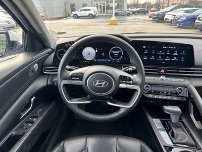 2025 Hyundai Elantra Hybrid Limited