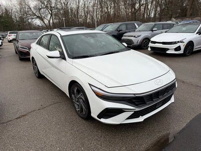 2025 Hyundai Elantra SEL Convenience