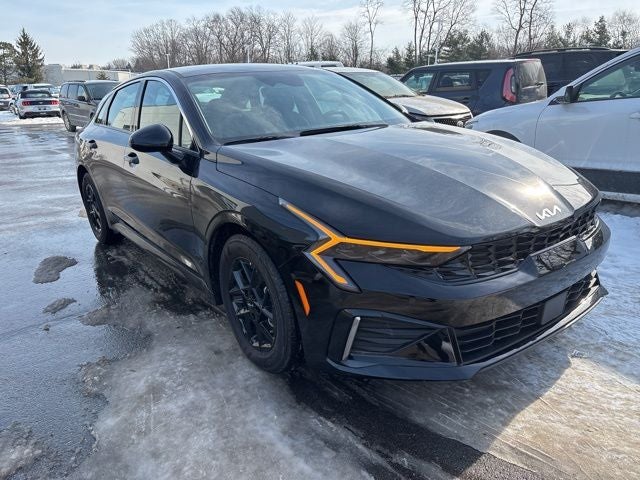 2025 Kia K5 LXS