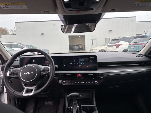 2025 Kia K5 EX