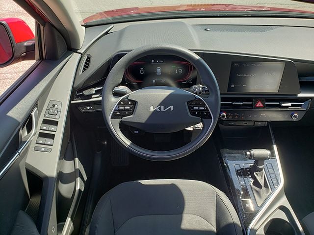 2024 Kia Niro LX