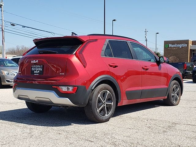 2024 Kia Niro LX