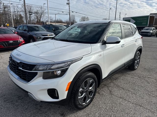 2024 Kia Seltos LX