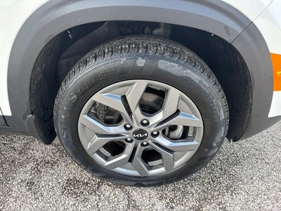 2024 Kia Seltos LX