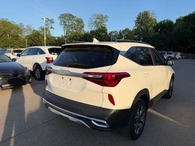 2023 Kia Seltos EX