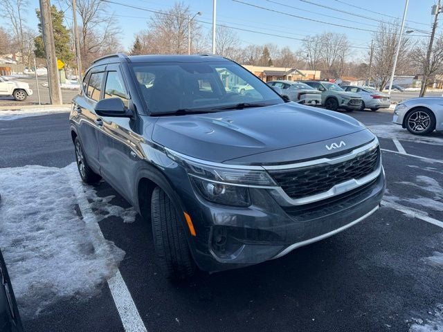 2023 Kia Seltos EX