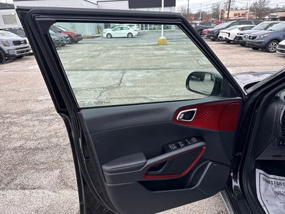 2023 Kia Soul GT-Line