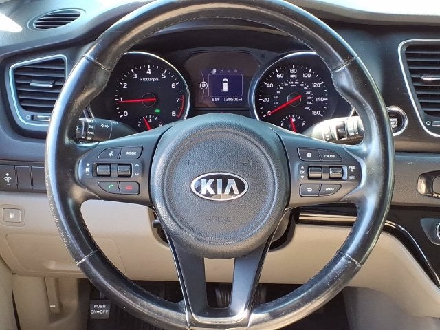 2017 Kia Sedona LX - Photo 23