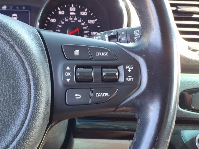 2017 Kia Sedona LX - Photo 25