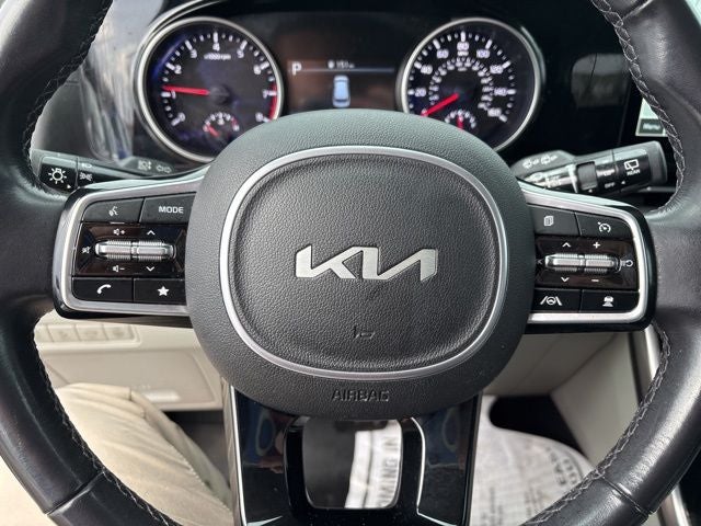 2023 Kia Carnival EX