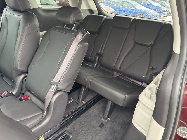 2023 Kia Carnival EX