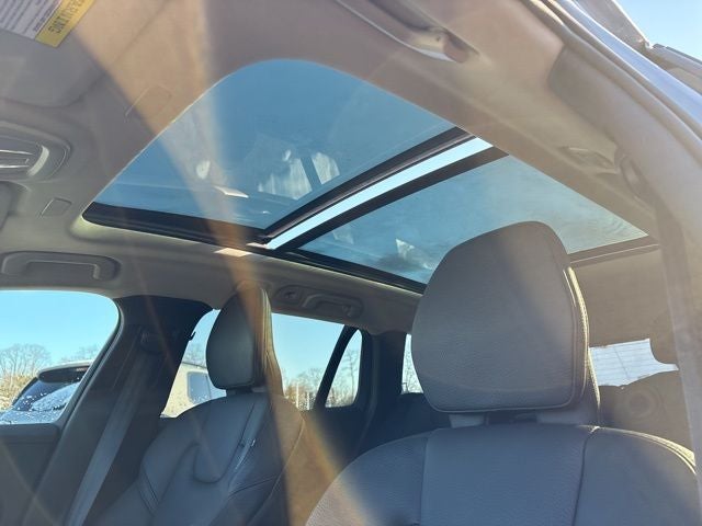 2025 Volvo V60 Cross Country B5 Plus