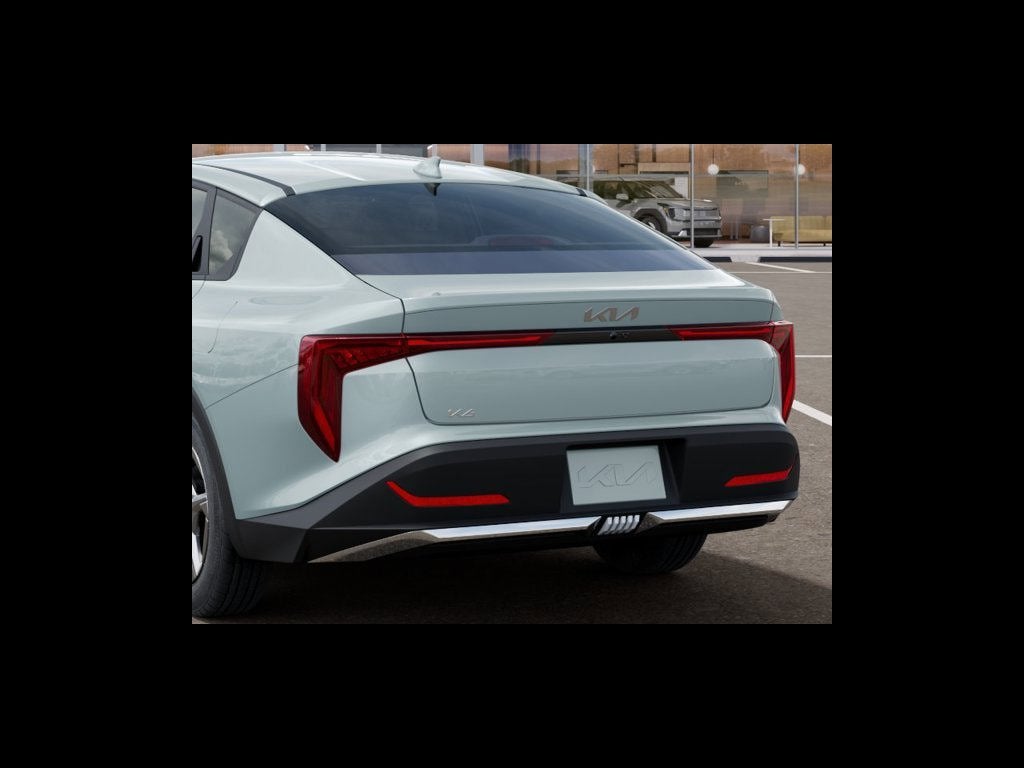 2027 Kia K4 LX